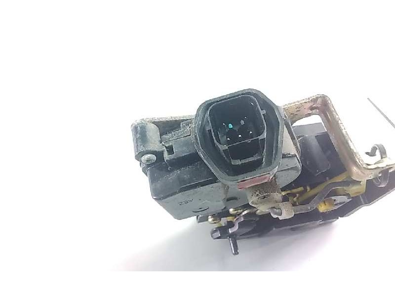 Recambio de cerradura puerta trasera derecha para kia rio 1.6 emotion referencia OEM IAM 814211G001  