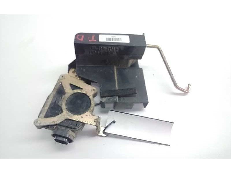 Recambio de cerradura puerta trasera derecha para kia rio 1.6 emotion referencia OEM IAM 814211G001  