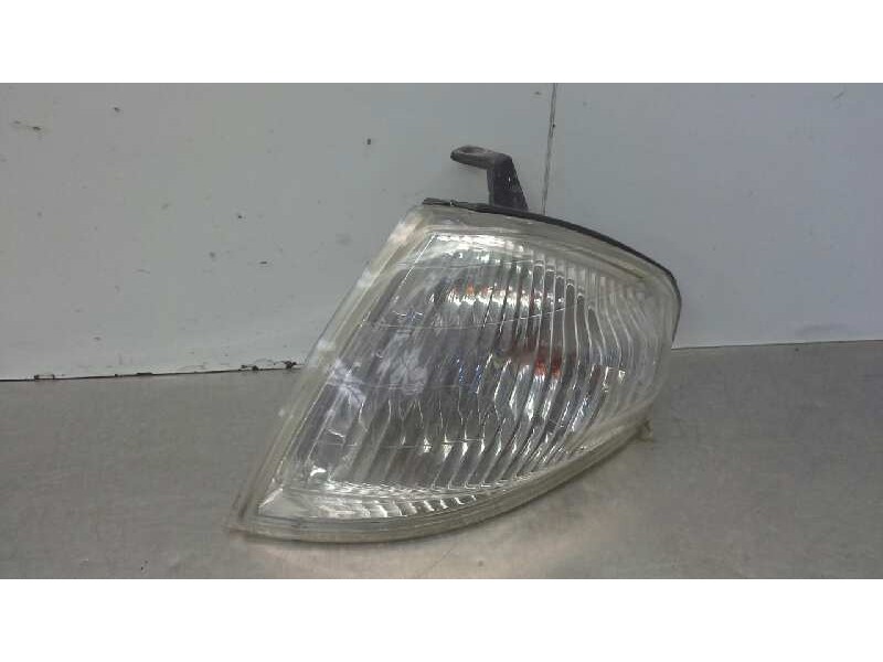 Recambio de piloto delantero izquierdo para mazda 323 berlina f/s (bj) 1.9 f sportive referencia OEM IAM B25D51070B  