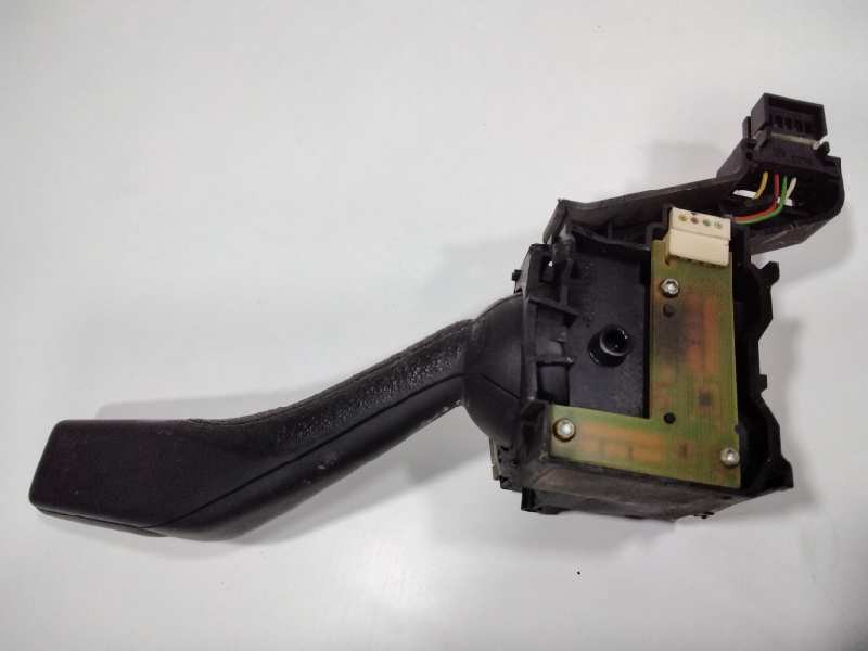 Recambio de mando intermitentes para volkswagen scirocco (137) 2.0 tsi (147kw) referencia OEM IAM 1K0953513E  