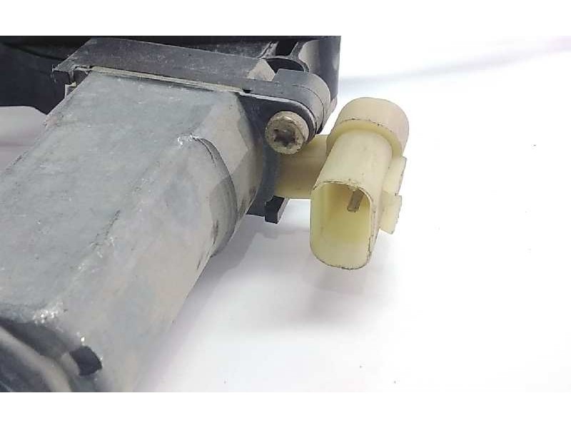 Recambio de elevalunas delantero derecho para kia rio 1.6 emotion referencia OEM IAM 05F090133  