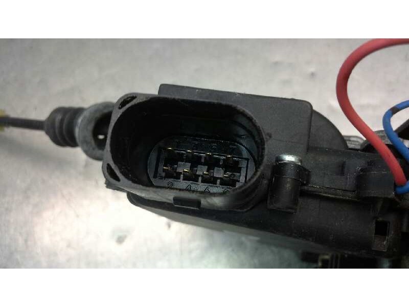 Recambio de cerradura puerta delantera derecha para seat toledo (1m2) stella referencia OEM IAM   