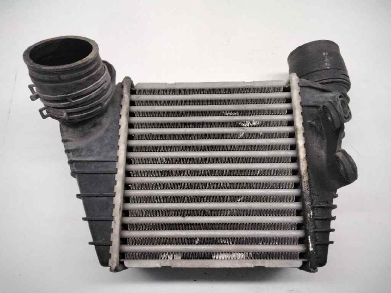 Recambio de intercooler para seat toledo (1m2) stella referencia OEM IAM 1J0145805H  