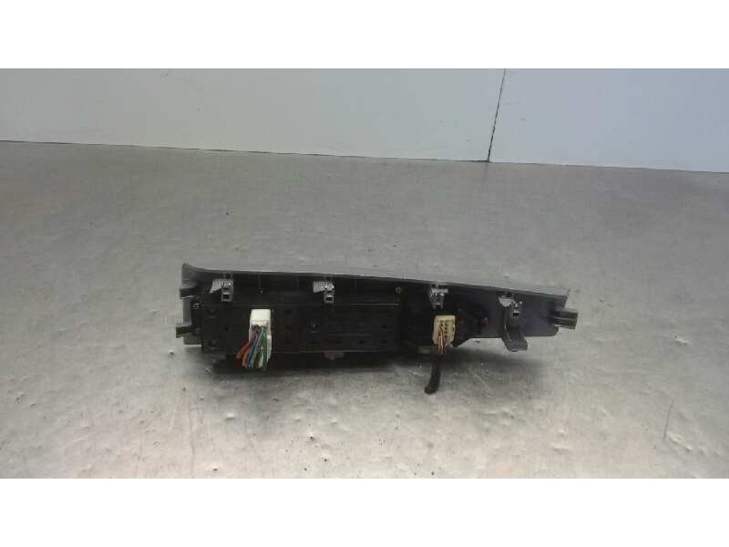 Recambio de mando elevalunas delantero izquierdo para hyundai santa fe (bm) 2.2 crdi comfort 4x4 referencia OEM IAM   