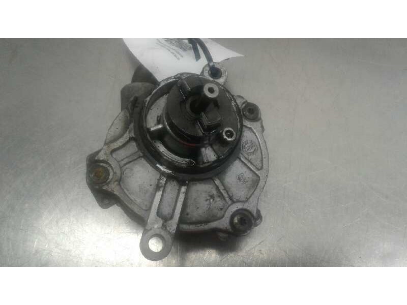 Recambio de depresor freno / bomba vacio para mercedes vito (w638) caja cerrada 112 cdi  (638.094) referencia OEM IAM A611230016