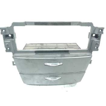 Recambio de cenicero para kia sorento 2.5 crdi emotion referencia OEM IAM 608290F  