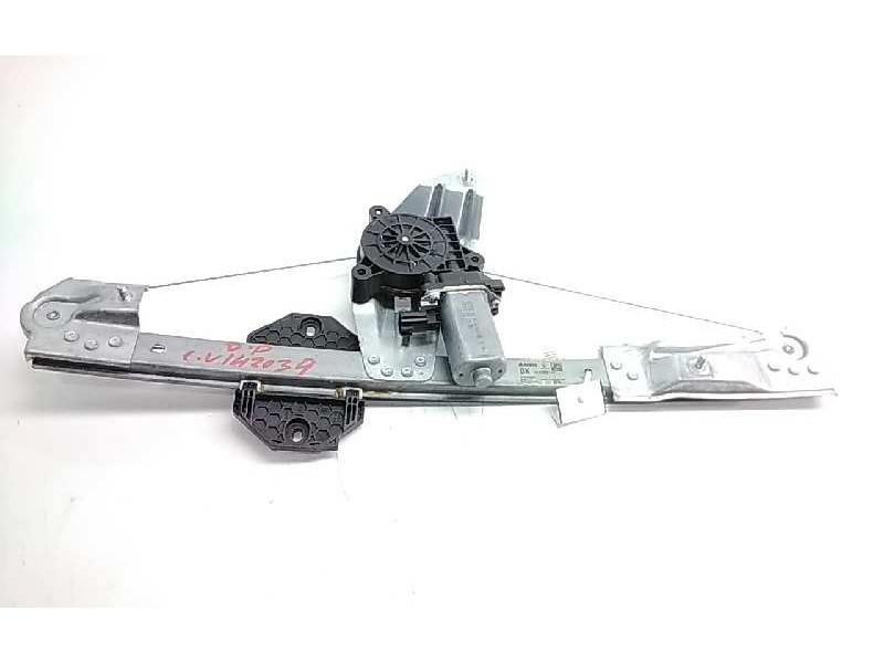 Recambio de elevalunas delantero derecho para dacia sandero laureate referencia OEM IAM 807209299R  