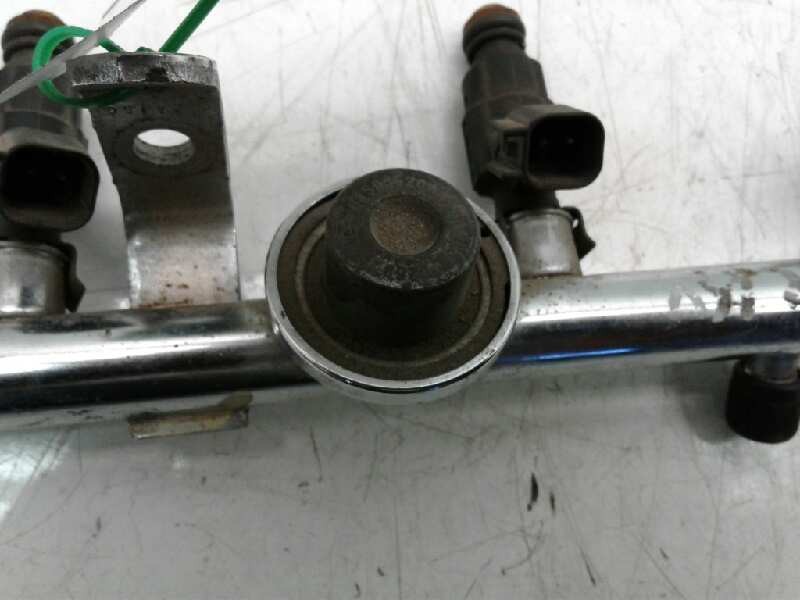 Recambio de rampa inyectora para chrysler neon (pl) 1.8 cat referencia OEM IAM 04669470AB  121057