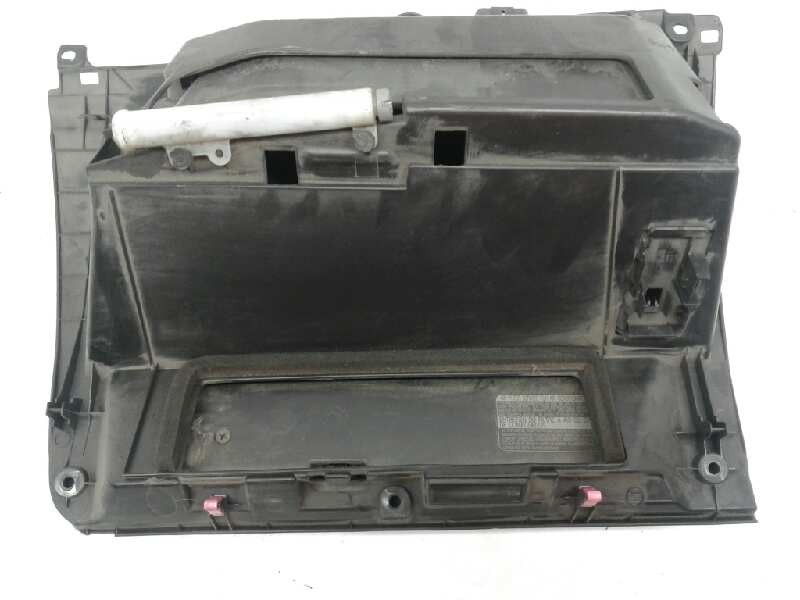 Recambio de guantera para toyota land cruiser (j12) 3.0 turbodiesel referencia OEM IAM 5543360070  