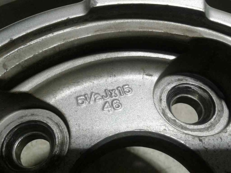 Recambio de llanta aluminio para kia rio 1.6 emotion referencia OEM IAM 154TORNILLOS ET46 