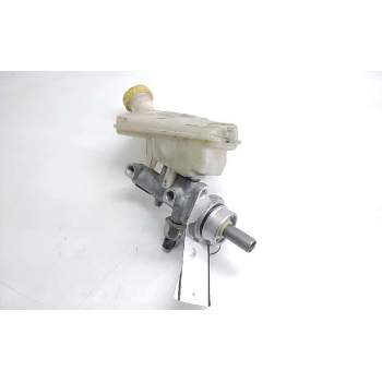 Recambio de bomba freno para peugeot 1007 dolce referencia OEM IAM 32067093  