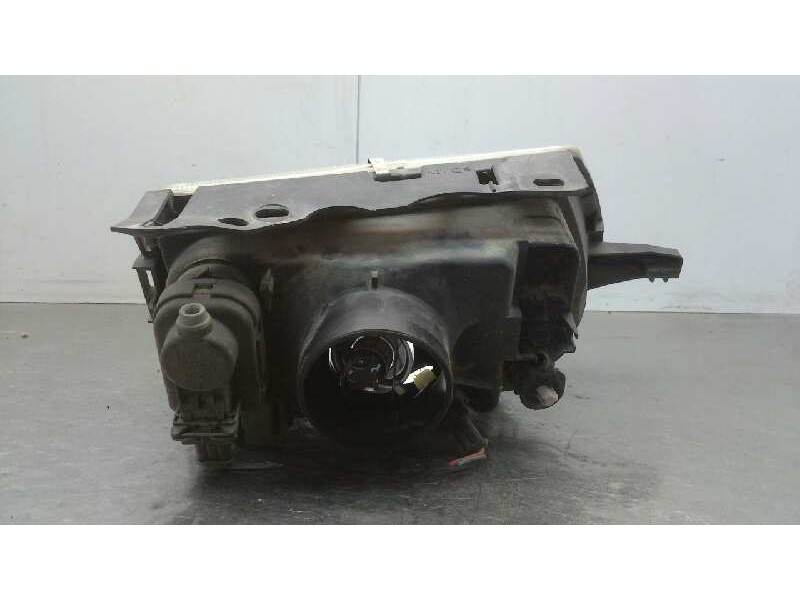 Recambio de faro izquierdo para citroen saxo 1.5 d sx referencia OEM IAM 6204N5  