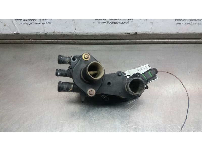 Recambio de caja termostato para seat toledo (1m2) stella referencia OEM IAM 032121111  