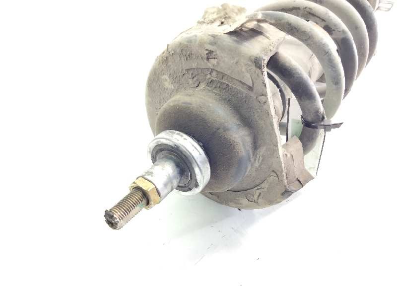 Recambio de amortiguador delantero derecho para renault trafic combi 2.0 dci diesel energy referencia OEM IAM 8200010491  
