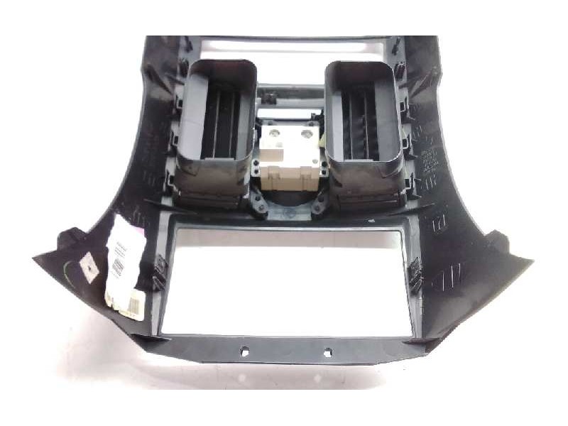 Recambio de aireador central para chrysler grand voyager lx referencia OEM IAM 04678862AA  