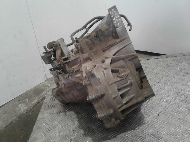 Recambio de caja cambios para nissan primera berlina (p12) acenta referencia OEM IAM 8H52  