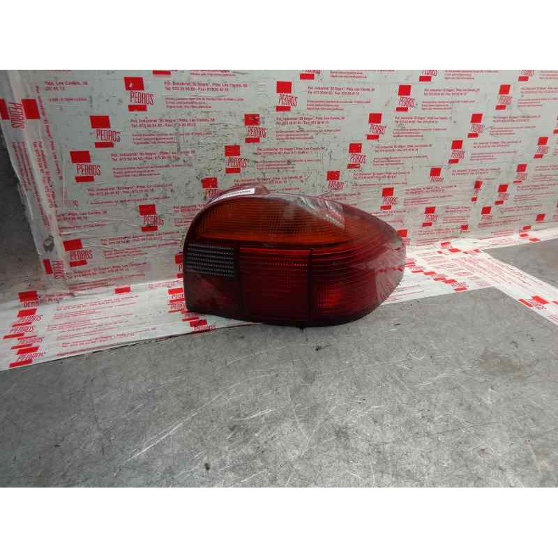Recambio de piloto trasero derecho para ford mondeo berlina/familiar (fd) glx berlina referencia OEM IAM 1011828  