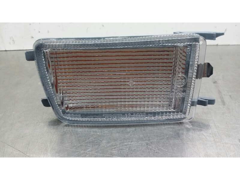 Recambio de piloto delantero derecho para volkswagen golf iii berlina (1h1) 2.0 16v referencia OEM IAM VW324013  