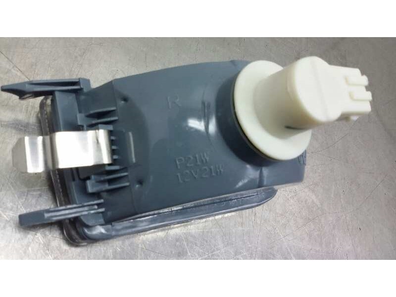 Recambio de piloto delantero derecho para volkswagen golf iii berlina (1h1) 2.0 16v referencia OEM IAM VW324013  