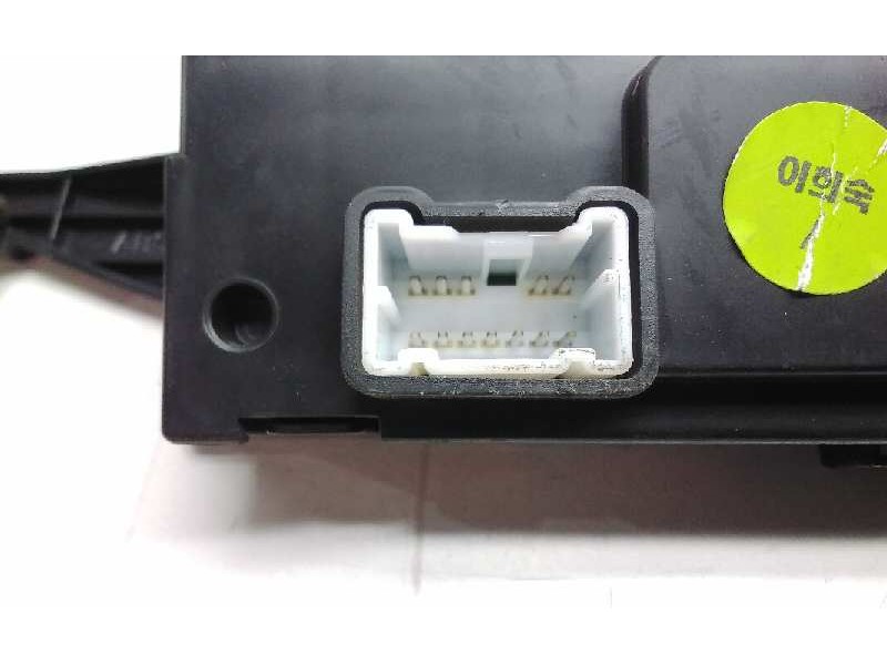 Recambio de pantalla multifuncion para kia cee´d concept referencia OEM IAM 94510A2350WK  