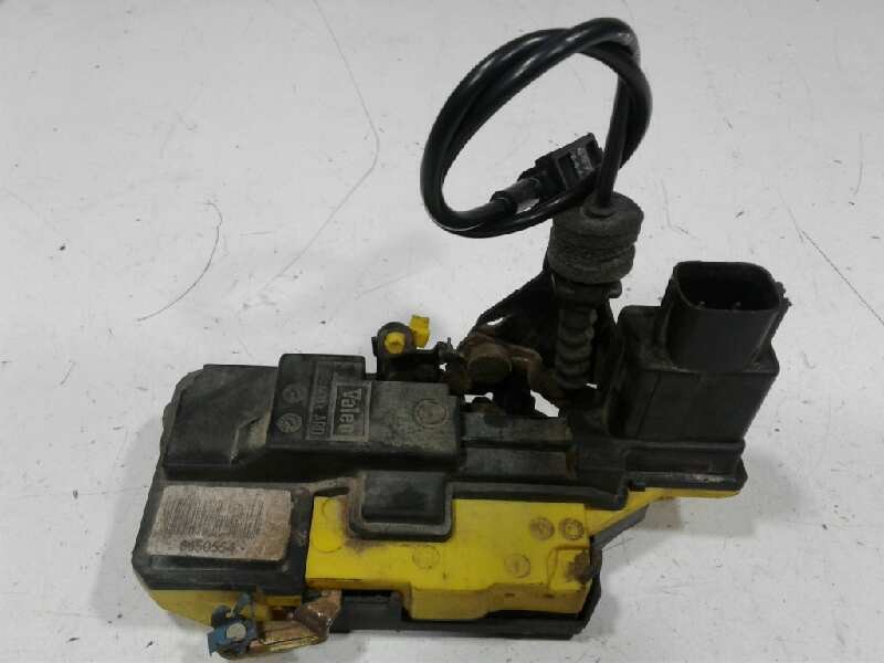 Recambio de cerradura puerta trasera izquierda para volvo s80 berlina d5 referencia OEM IAM 306663640  