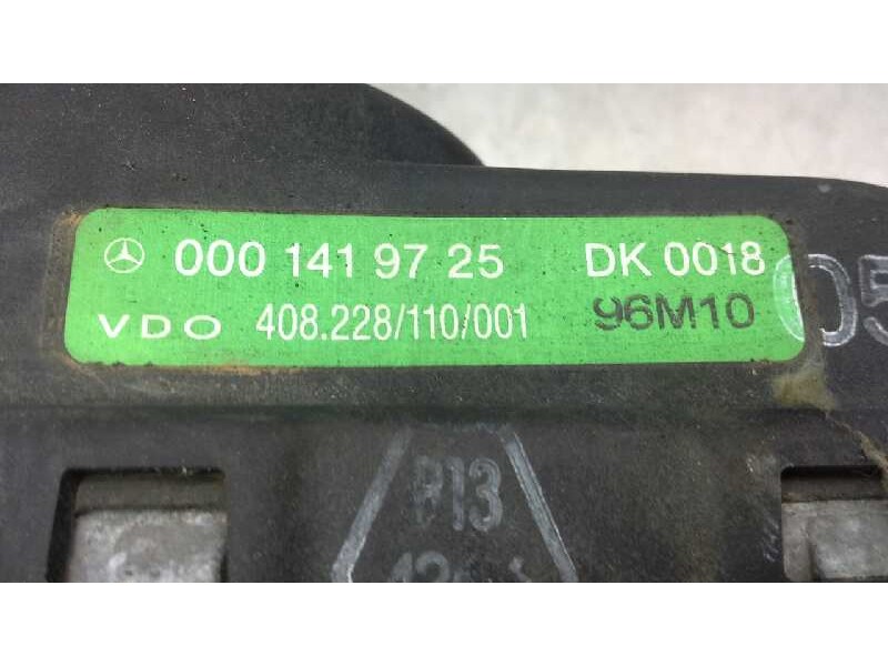 Recambio de cuerpo de mariposa para mercedes clase c (w202) berlina 1.8 16v cat referencia OEM IAM 0001419725  