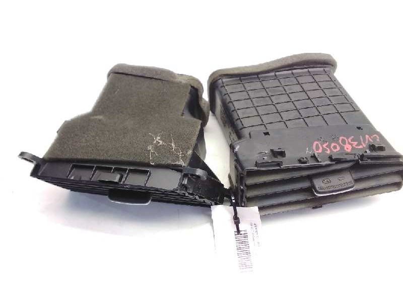 Recambio de aireador central para kia cee´d concept referencia OEM IAM C22F2C0156  