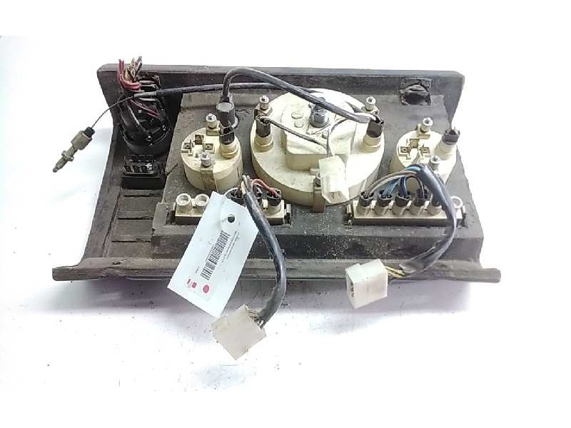 Recambio de cuadro instrumentos para mercedes mb 120 2.4 d referencia OEM IAM   