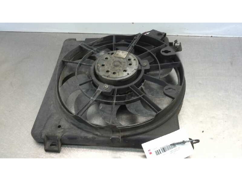 Recambio de electroventilador para opel zafira b family referencia OEM IAM 24467444 0130303304 