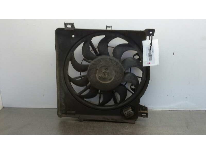 Recambio de electroventilador para opel zafira b family referencia OEM IAM 24467444 0130303304 
