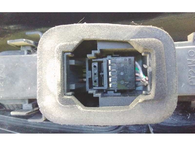 Recambio de piloto trasero derecho para renault espace iv (jk0) grand espace dynamique referencia OEM IAM 8200027152  