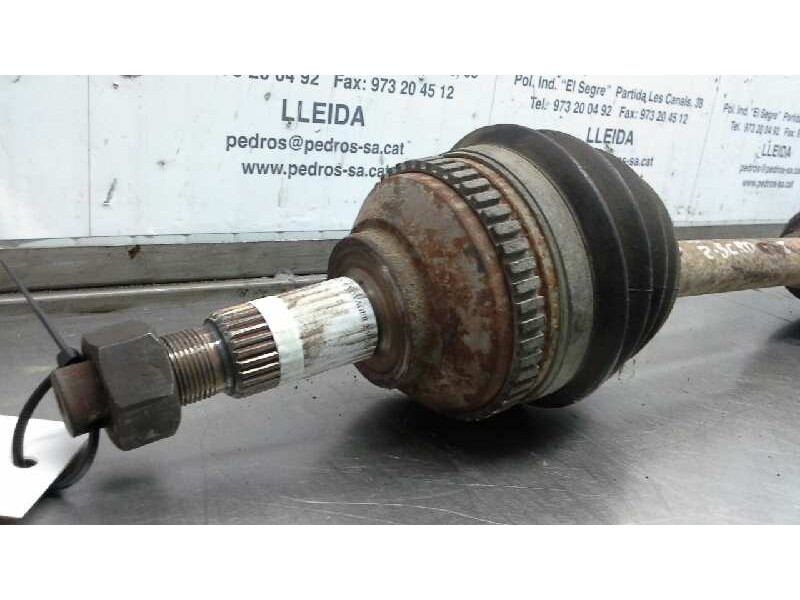 Recambio de transmision delantera izquierda para chrysler voyager (rg) 2.5 crd cat referencia OEM IAM P04641883AA-F  