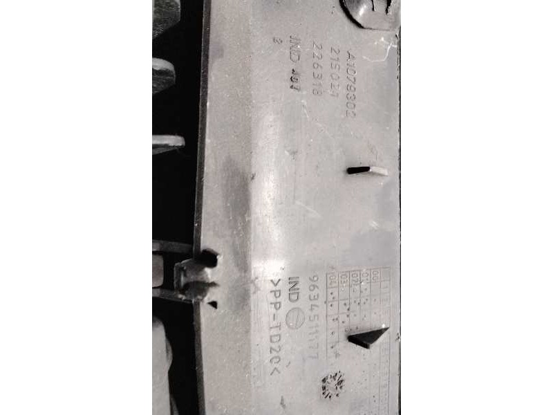 Recambio de aireador central para peugeot 307 break/sw (s2) sw pack + referencia OEM IAM A1079302 9634511177 