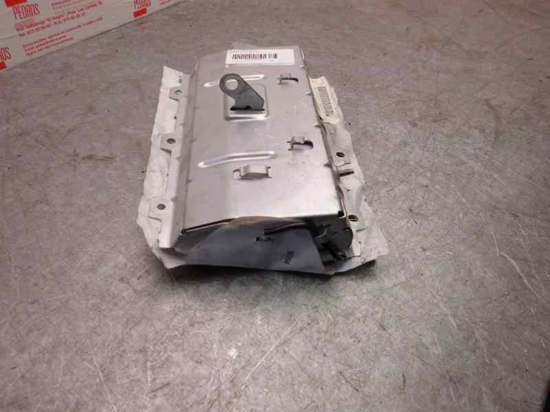 Recambio de airbag delantero derecho para citroen c4 berlina 1.6 16v hdi fap referencia OEM IAM 9682165080  121490
