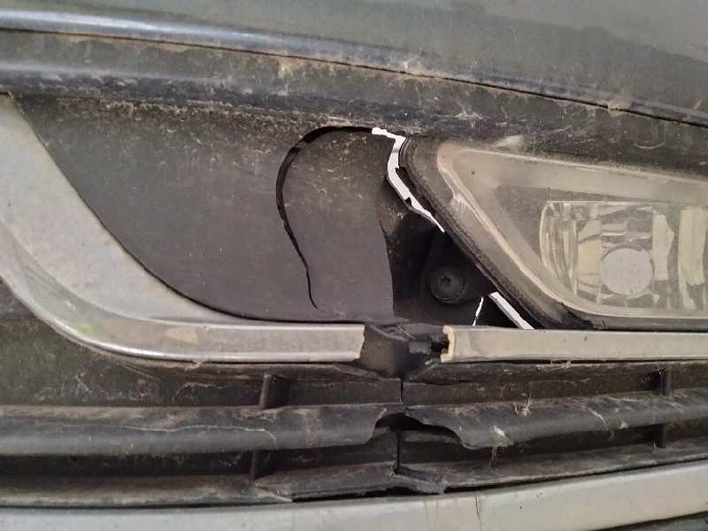 Recambio de paragolpes delantero para volkswagen passat variant (365) 1.6 tdi dpf referencia OEM IAM   