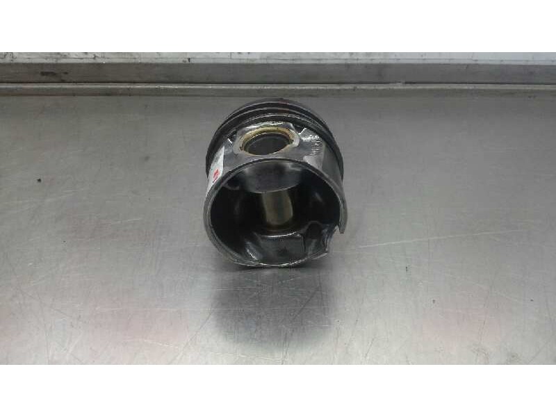 Recambio de piston para volkswagen passat berlina (3b3) 1.9 tdi referencia OEM IAM AVF  