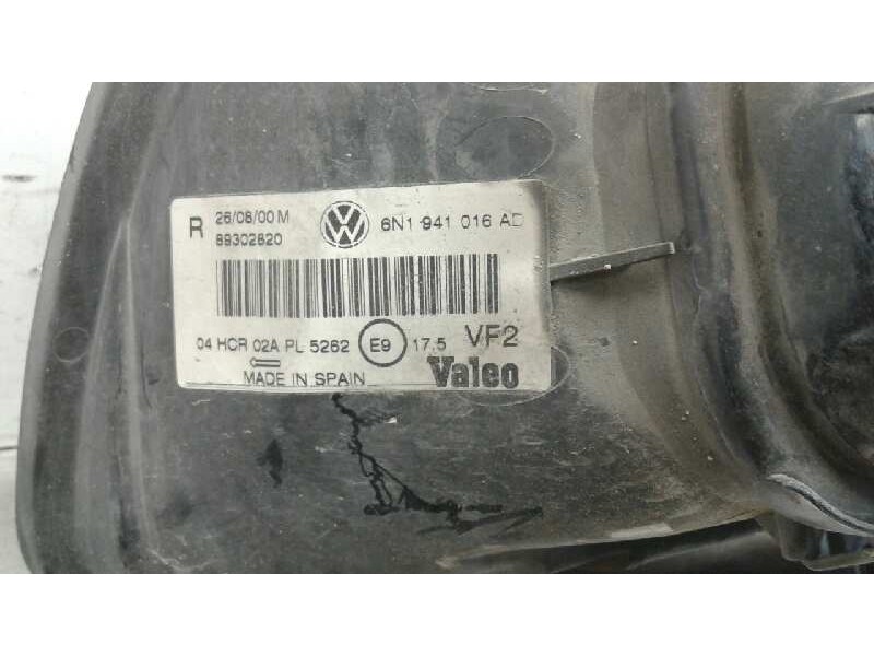 Recambio de faro derecho para volkswagen polo berlina (6n2) conceptline referencia OEM IAM   
