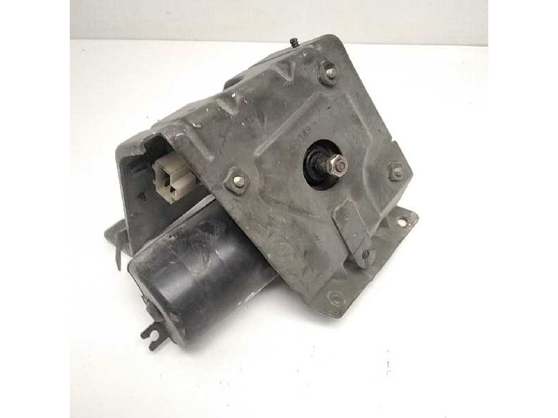 Recambio de motor limpia delantero para nissan serena (c23m) referencia OEM IAM 9390332230  12158