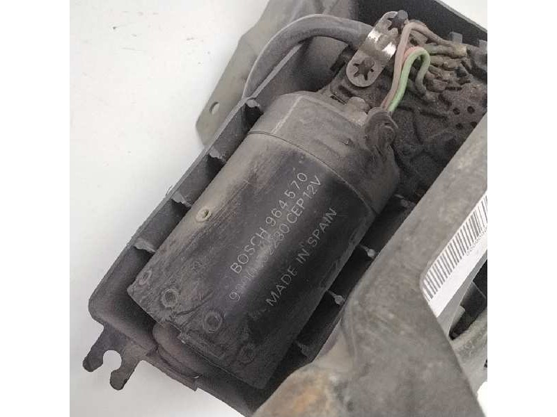 Recambio de motor limpia delantero para nissan serena (c23m) referencia OEM IAM 9390332230  12158