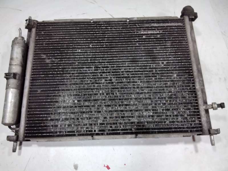 Recambio de radiador agua para renault clio grandtour dynamique referencia OEM IAM 8200688390  