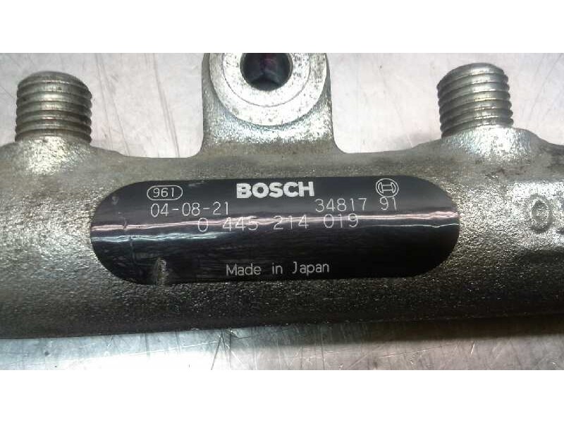 Recambio de rampa inyectora para peugeot 206 berlina xs referencia OEM IAM 0445214019  