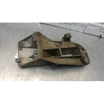 Recambio de soporte motor izquierdo inferior para bmw x5 (e53) 3.0i referencia OEM IAM 22111096999  
