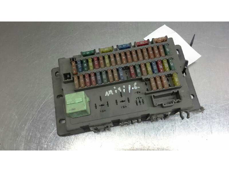 Recambio de caja fusibles para bmw mini (r50,r53) 1.6 16v cat referencia OEM IAM   121595