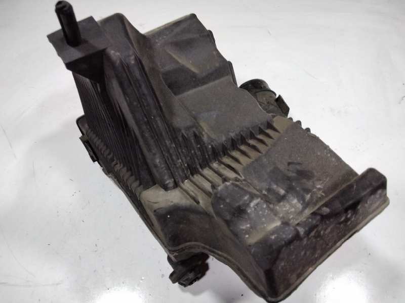 Recambio de caja filtro de aire para renault clio grandtour dynamique referencia OEM IAM   