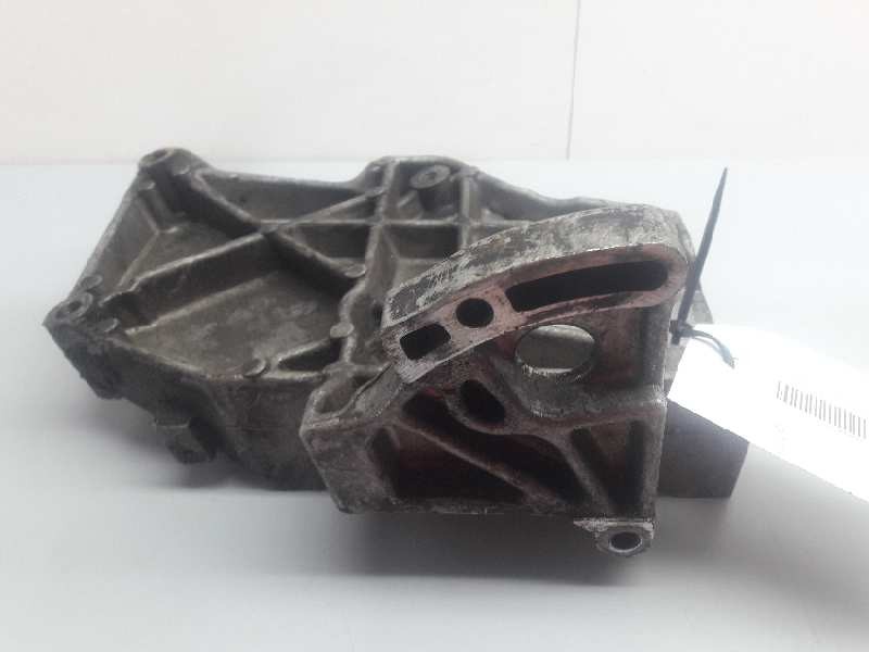 Recambio de soporte motor para volkswagen passat berlina (3b2) 1.8 referencia OEM IAM 058260885  121653