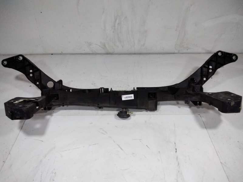 Recambio de panel frontal para renault clio grandtour dynamique referencia OEM IAM 82002P0143  