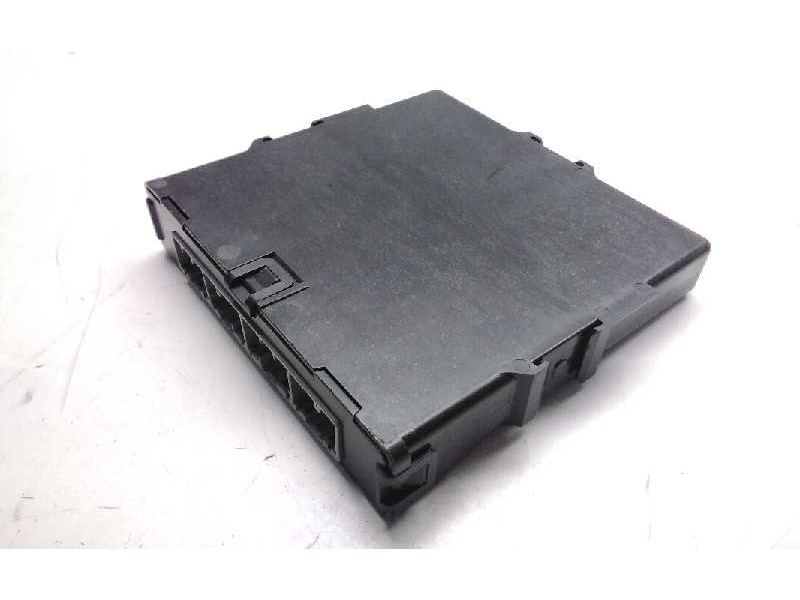 Recambio de centralita para toyota auris hybrid active referencia OEM IAM 8997102040  