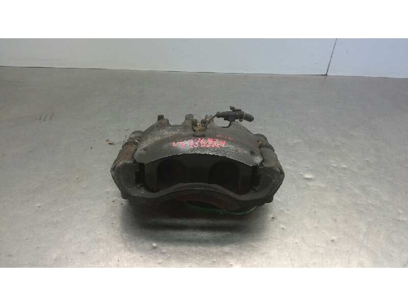 Recambio de pinza freno delantera izquierda para nissan cabstar 35.15 referencia OEM IAM 22970200  