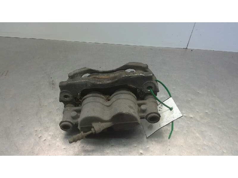 Recambio de pinza freno delantera izquierda para nissan cabstar 35.15 referencia OEM IAM 22970200  