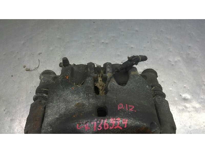 Recambio de pinza freno delantera izquierda para nissan cabstar 35.15 referencia OEM IAM 22970200  